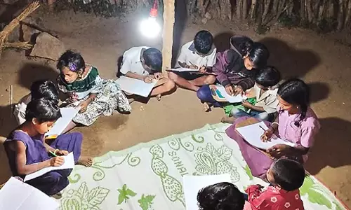 Andhra: पहाड़ी गांवों में बिजली की रोशनी दिख रही Andhra: पहाड़ी गांवों में बिजली की रोशनी दिख रही