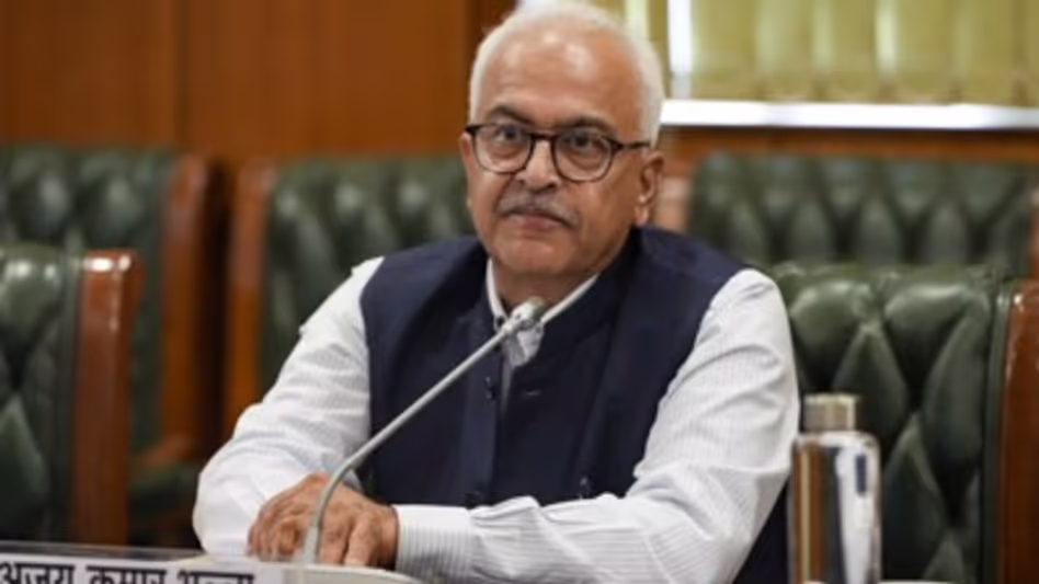 Manipur के राज्यपाल ने अवैध हथियारों को सरेंडर करने की समयसीमा जारी