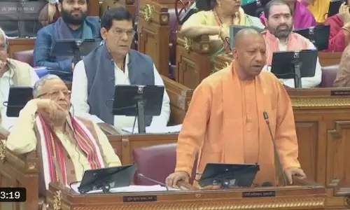 Lucknow: उत्तर प्रदेश देश की सबसे बड़ी अर्थव्यवस्था बनने की दिशा में तेजी से अग्रसर: मुख्यमंत्री योगी Lucknow: उत्तर प्रदेश देश की सबसे बड़ी अर्थव्यवस्था बनने की दिशा में तेजी से अग्रसर: मुख्यमंत्री योगी