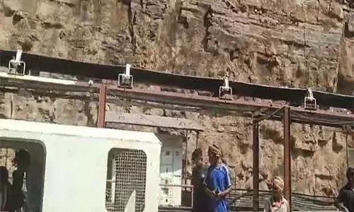 नगरकुर्नूल में SLBC सुरंग ढह गई, बचाव कार्य जारी