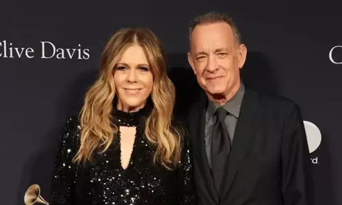 Tom Hanks, रीटा विल्सन ने लॉस एंजिल्स के जंगल में लगी आग से राहत कार्यों के लिए 6.5 करोड़ दान किए Tom Hanks, रीटा विल्सन ने लॉस एंजिल्स के जंगल में लगी आग से राहत कार्यों के लिए 6.5 करोड़ दान किए