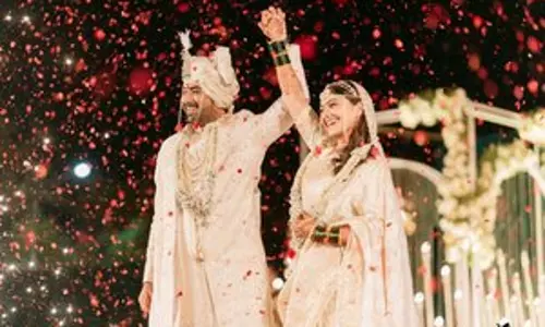 अभिनेत्री वैभवी शांडिल्य ने Kolhapur में अपने बॉयफ्रेंड हर्षवर्धन से शादी की