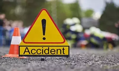 J&K के रियासी में सड़क दुर्घटना में तीन लोग घायल J&K के रियासी में सड़क दुर्घटना में तीन लोग घायल