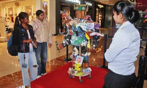 City में एक महीने तक चलने वाले कला के गहन अनुभव की तैयारी City में एक महीने तक चलने वाले कला के गहन अनुभव की तैयारी