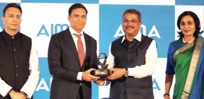 जेएसडब्ल्यू के सज्जन जिंदल को एआईएमए द्वारा ‘दशक का बिजनेस लीडर’ नामित किया गया जेएसडब्ल्यू के सज्जन जिंदल को एआईएमए द्वारा ‘दशक का बिजनेस लीडर’ नामित किया गया