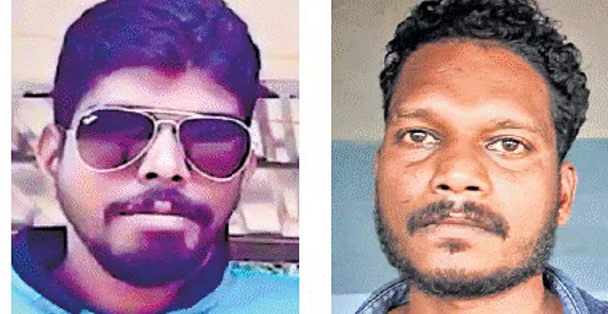 Kerala: दो लोगों ने रेलवे ट्रैक पर लगाया टेलीफोन का खंभा Kerala: दो लोगों ने रेलवे ट्रैक पर लगाया टेलीफोन का खंभा