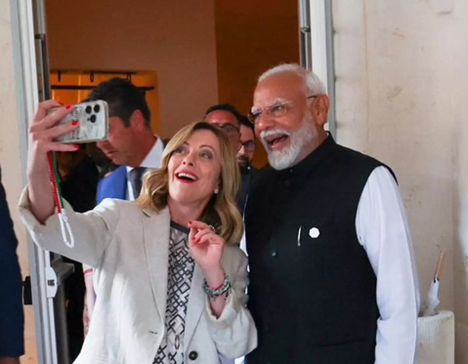 पीएम मोदी और ट्रंप को लेकर वामपंथियों पर दोहरे मानदंड का आरोप, भड़कीं इटली की PM पीएम मोदी और ट्रंप को लेकर वामपंथियों पर दोहरे मानदंड का आरोप, भड़कीं इटली की PM