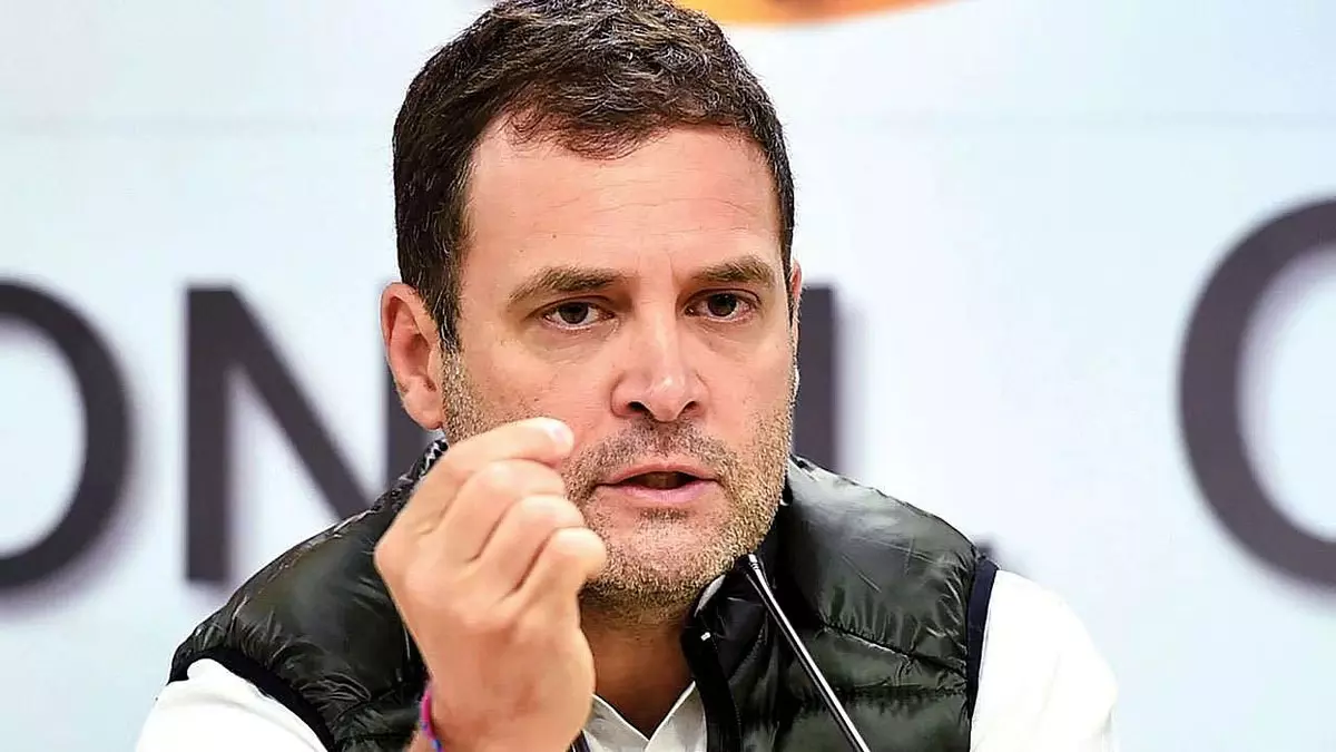 Rahul Gandhi ने तेलंगाना के मुख्यमंत्री रेवंत रेड्डी के साथ बचाव प्रयासों की समीक्षा की Rahul Gandhi ने तेलंगाना के मुख्यमंत्री रेवंत रेड्डी के साथ बचाव प्रयासों की समीक्षा की