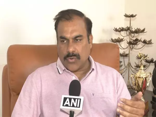 BRS नेता ने एसएलबीसी सुरंग ढहने के लिए जवाबदेही की मांग की BRS नेता ने एसएलबीसी सुरंग ढहने के लिए जवाबदेही की मांग की