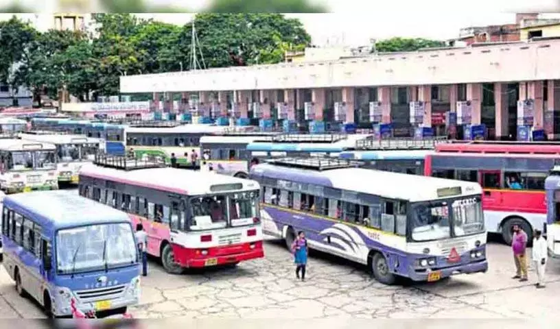 TGSRTC तेलंगाना, AP में महाशिवरात्रि के लिए 3,000 विशेष बसें चलाएगा TGSRTC तेलंगाना, AP में महाशिवरात्रि के लिए 3,000 विशेष बसें चलाएगा