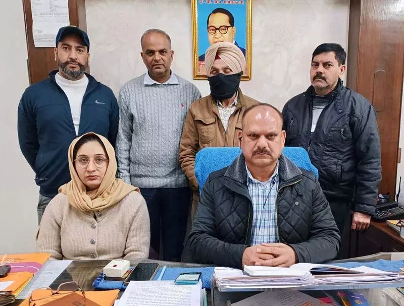 VB ने 4,500 रुपये की रिश्वत लेते पुलिसकर्मी को किया गिरफ्तार VB ने 4,500 रुपये की रिश्वत लेते पुलिसकर्मी को किया गिरफ्तार