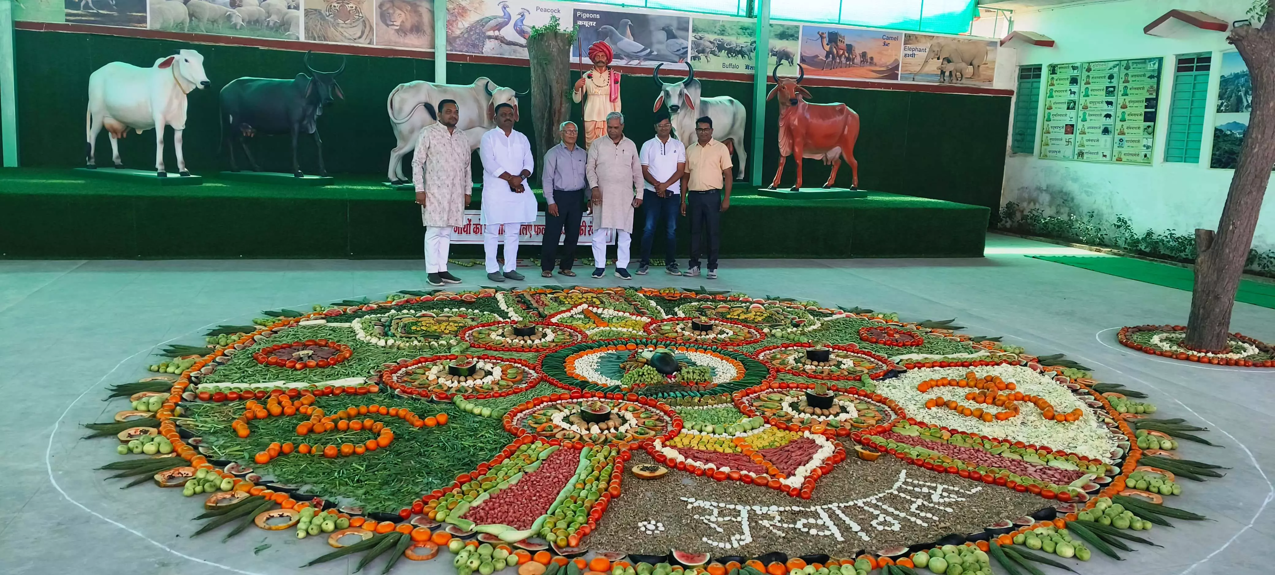 Jalore: मुख्य सचेतक ने महावीर जीव दया गौशाला का किया अवलोकन Jalore: मुख्य सचेतक ने महावीर जीव दया गौशाला का किया अवलोकन