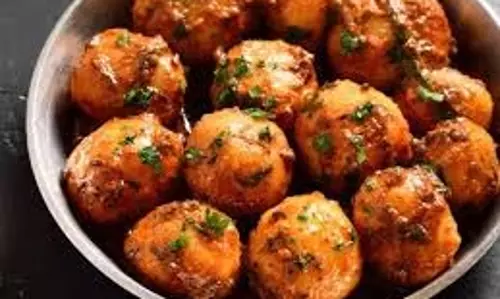 Mahashivratri Recipe: महाशिवरात्रि पर कच्चे केले से बनाएं व्रत कटलेट, खाने से मिलेगी एनर्जी