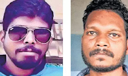 Kerala: दो लोगों ने रेलवे ट्रैक पर लगाया टेलीफोन का खंभा Kerala: दो लोगों ने रेलवे ट्रैक पर लगाया टेलीफोन का खंभा