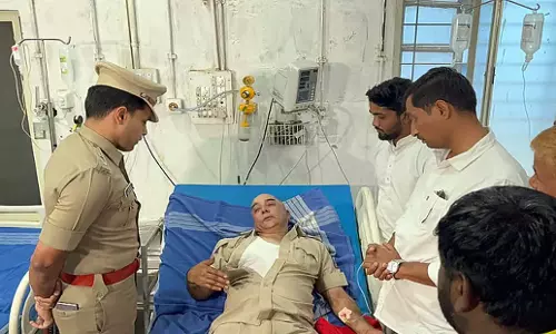 Karnataka: बस कंडक्टर पर हमला, चार गिरफ्तार Karnataka: बस कंडक्टर पर हमला, चार गिरफ्तार