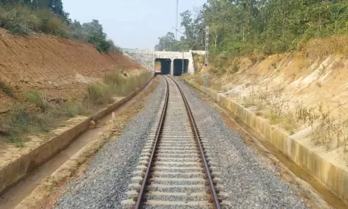 Kerala के कोल्लम में ट्रेन तोड़फोड़ के आरोप में दो लोग हिरासत में लिए गए