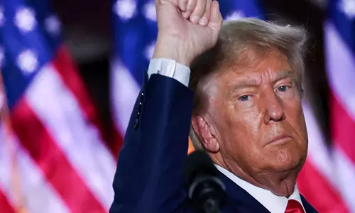 Trump ने बिडेन द्वारा चुने गए अमेरिकी जनरल की जगह रज़िन को नियुक्त किया Trump ने बिडेन द्वारा चुने गए अमेरिकी जनरल की जगह रज़िन को नियुक्त किया