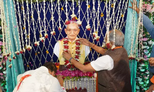 MP बृजमोहन अग्रवाल ने घनश्याम दास रुंगटा की प्रतिमा का किया अनावरण