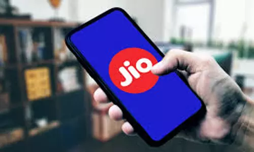 Jio धांसू प्लान, 84 दिन वैलिडिटी, डेली 2GB, Jiohotstar फ्री सब्सक्रिप्शन