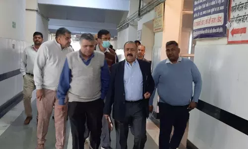 Haryana : किसी भी डॉक्टर को ड्यूटी से पहले छुट्टी नहीं देने दी जाएगी Haryana : किसी भी डॉक्टर को ड्यूटी से पहले छुट्टी नहीं देने दी जाएगी