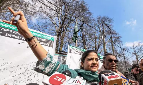 PDP द्वारा हस्ताक्षर अभियान शुरू करने के बाद शराब पर प्रतिबंध की मांग बढ़ी