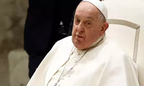 Pope Francis की हालत अस्थमा जैसी सांस संबंधी समस्या के बाद गंभीर बनी हुई है