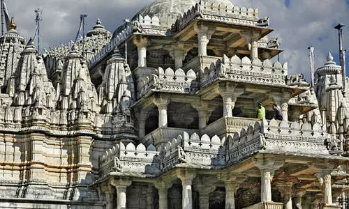 Jain Temple: 48,000 वर्ग फुट में फैला हुआ राजस्थान का ऐसा अनोखा मंदिर Jain Temple: 48,000 वर्ग फुट में फैला हुआ राजस्थान का ऐसा अनोखा मंदिर
