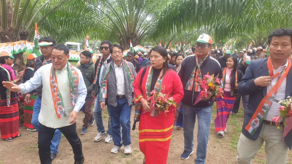 Arunachal : पंचायत चुनाव से पहले पासीघाट पश्चिम में एनसीपी का बड़े पैमाने पर कांग्रेस में पलायन