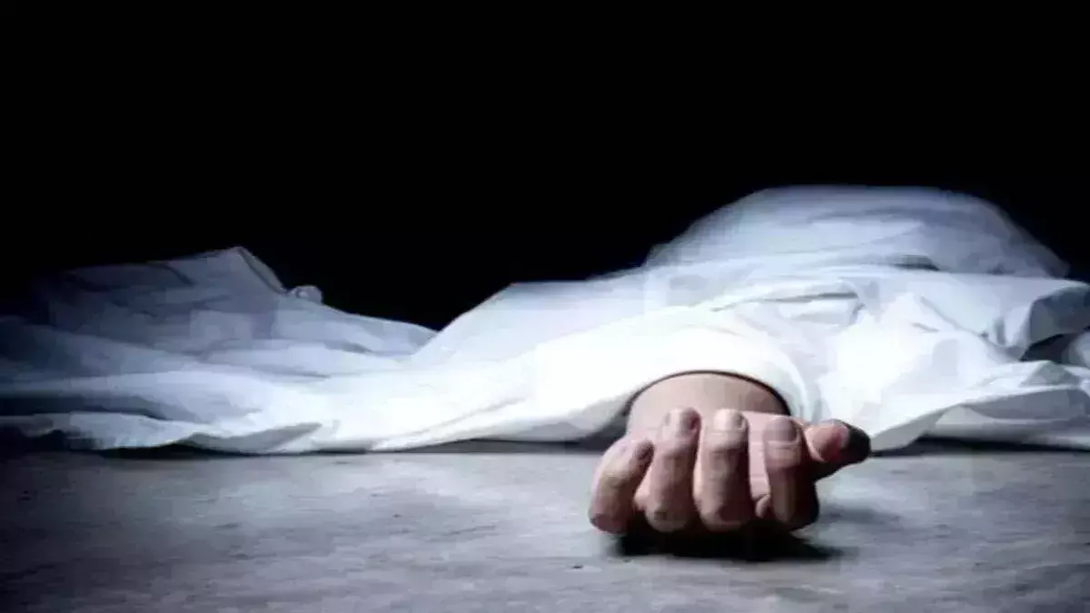 Basti में महिला का शव मिलने से हड़कंप, जांच में जुटी पुलिस Basti में महिला का शव मिलने से हड़कंप, जांच में जुटी पुलिस