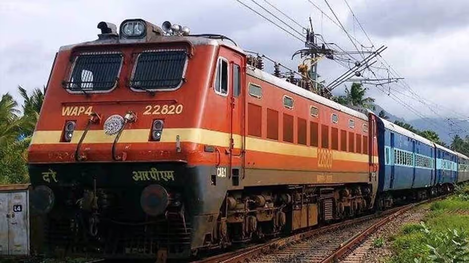Tripura : पूर्वोत्तर सीमांत रेलवे ने अगरतला-सबरूम खंड के विद्युतीकरण के लिए