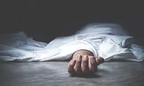 Mirzapur: मजदूरों को डंपर ने रौंदा, तीन लोगों की दर्दनाक मौत Mirzapur: मजदूरों को डंपर ने रौंदा, तीन लोगों की दर्दनाक मौत