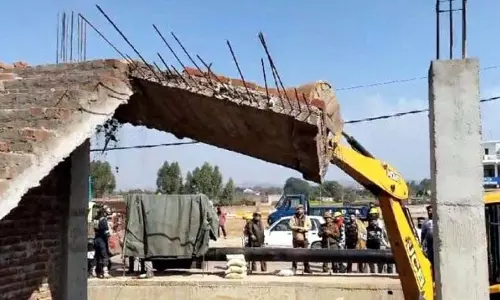 JDA ने राह्या मोड़ पर अनधिकृत व्यावसायिक संरचना को ध्वस्त किया JDA ने राह्या मोड़ पर अनधिकृत व्यावसायिक संरचना को ध्वस्त किया
