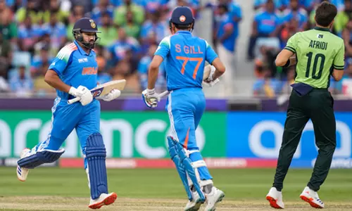 Champions Trophy 2025: भारत को झटका, अफरीदी ने रोहित को किया क्लीन बोल्ड