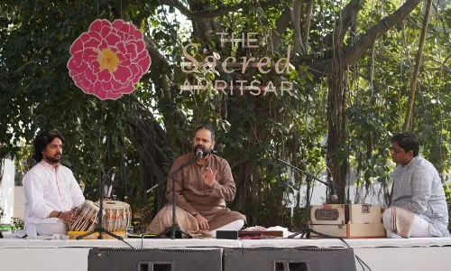 द सेक्रेड Amritsar फेस्ट का तीसरा संस्करण शुरू हुआ