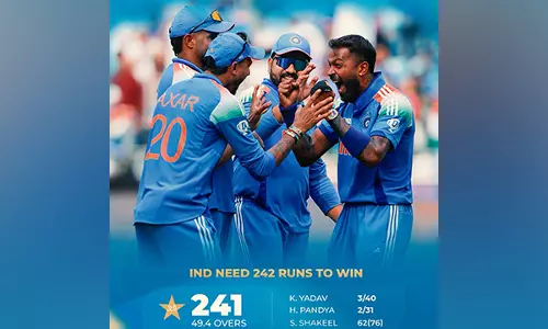 Champions Trophy में पाकिस्तान की टीम 241 रन पर ढेर, भारतीय गेंदबाजों ने दिखाया जलवा