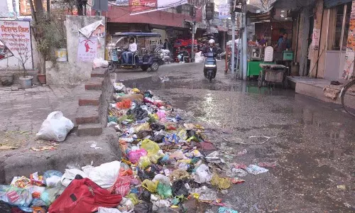 Amritsar के खराब बुनियादी ढांचे और सफाई व्यवस्था से लोग नाराज Amritsar के खराब बुनियादी ढांचे और सफाई व्यवस्था से लोग नाराज