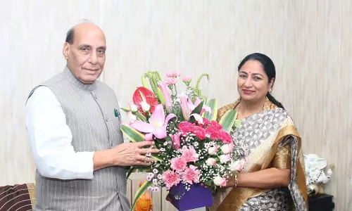 BIG BREAKING: केंद्रीय रक्षामंत्री राजनाथ सिंह से मुख्यमंत्री रेखा गुप्ता ने की मुलाकात BIG BREAKING: केंद्रीय रक्षामंत्री राजनाथ सिंह से मुख्यमंत्री रेखा गुप्ता ने की मुलाकात