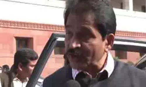 केसी वेणुगोपाल ने ASHA कार्यकर्ताओं के विरोध को लेकर केरल की एलडीएफ सरकार की आलोचना की