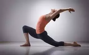 yoga:चेहरा चमकेगा उम्र का पता नहीं चलेगा, ये योगासन करने से स्किन में आएगी चमक yoga:चेहरा चमकेगा उम्र का पता नहीं चलेगा, ये योगासन करने से स्किन में आएगी चमक