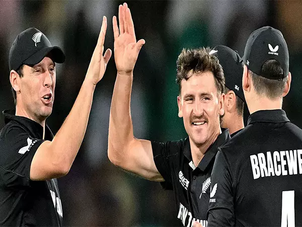 Champions Trophy: न्यूजीलैंड की नजर सेमीफाइनल में जगह बनाने पर, रावलपिंडी में बांग्लादेश से भिड़ेगी Champions Trophy: न्यूजीलैंड की नजर सेमीफाइनल में जगह बनाने पर, रावलपिंडी में बांग्लादेश से भिड़ेगी