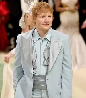 Ed Sheeran का नया ट्रैक उनकी पत्नी चेरी सीबॉर्न से प्रेरित है Ed Sheeran का नया ट्रैक उनकी पत्नी चेरी सीबॉर्न से प्रेरित है
