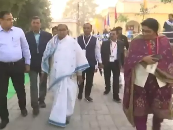 यूपी बोर्ड परीक्षा: CM Yogi ने छात्रों को शुभकामनाएं दीं यूपी बोर्ड परीक्षा: CM Yogi ने छात्रों को शुभकामनाएं दीं