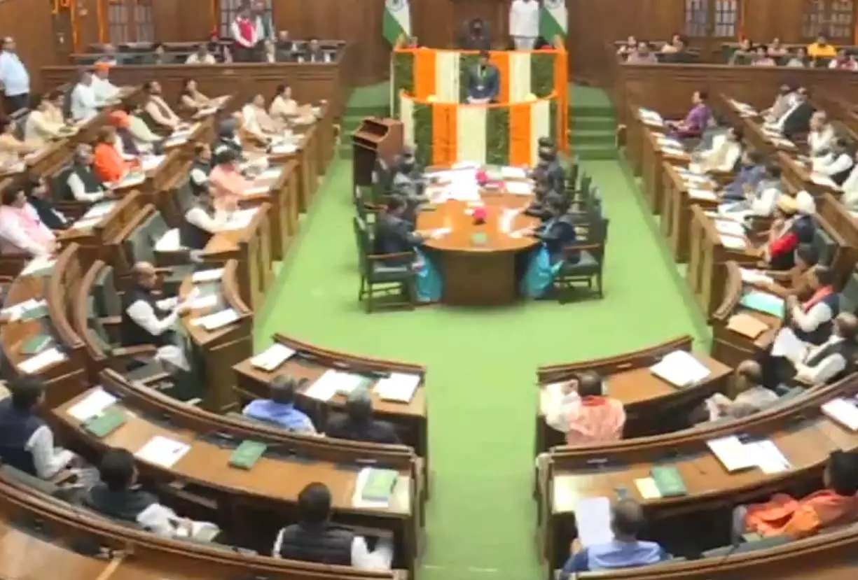 दिल्ली विधानसभा की कार्यवाही शुरू, देखें VIDEO दिल्ली विधानसभा की कार्यवाही शुरू, देखें VIDEO