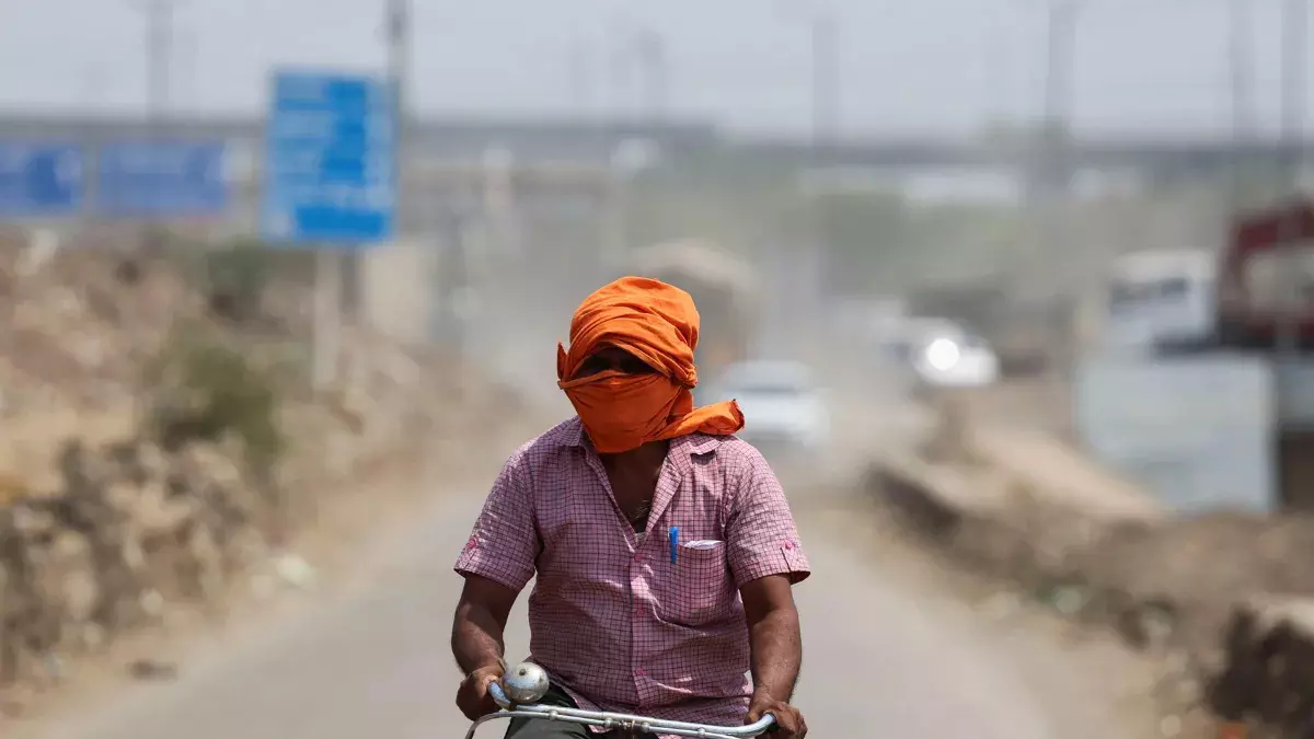 Hyderabad : तेलंगाना में तापमान बढ़ने के कारण आईएमडी ने जारी किया येलो अलर्ट Hyderabad : तेलंगाना में तापमान बढ़ने के कारण आईएमडी ने जारी किया येलो अलर्ट