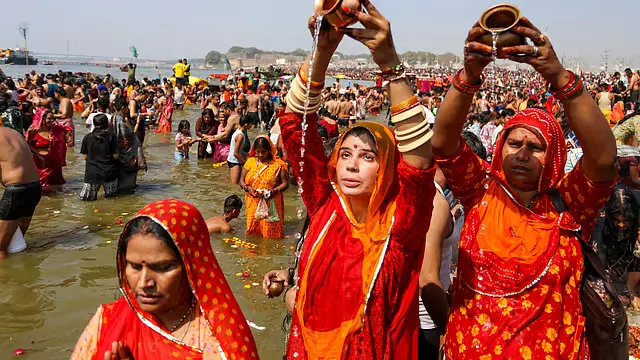 महाकुंभ मेले को लेकर सोशल मीडिया पर झूठी सूचना: 140 लोगों के खिलाफ मामला दर्ज महाकुंभ मेले को लेकर सोशल मीडिया पर झूठी सूचना: 140 लोगों के खिलाफ मामला दर्ज