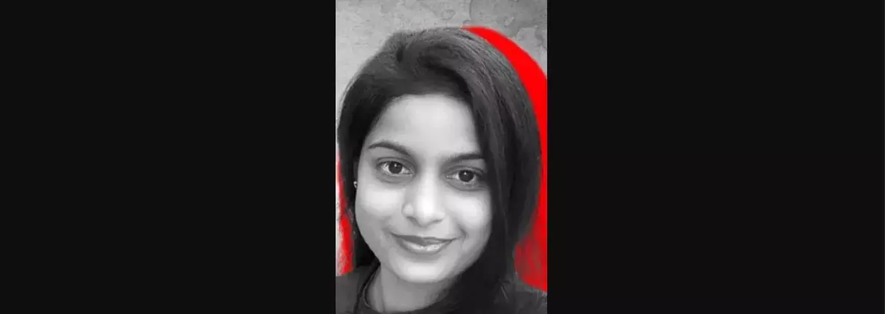 Odisha: प्रेम प्रसंग के चलते युवक ने महिला की घर में गला रेतकर हत्या कर दी Odisha: प्रेम प्रसंग के चलते युवक ने महिला की घर में गला रेतकर हत्या कर दी