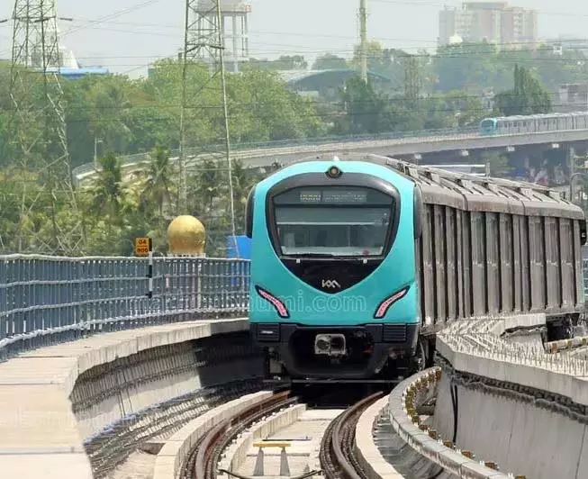 ऋण में देरी के कारण Kochi मेट्रो के दूसरे चरण का निर्माण अधर में लटका हुआ ऋण में देरी के कारण Kochi मेट्रो के दूसरे चरण का निर्माण अधर में लटका हुआ