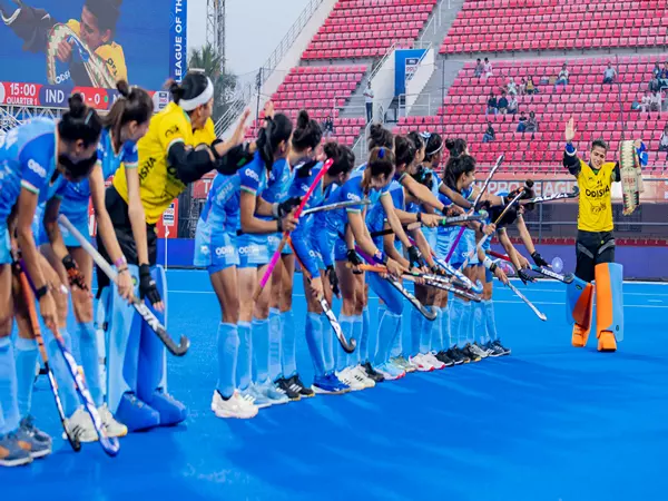 गोलकीपर सविता 300वें अंतरराष्ट्रीय मैच के साथ एलीट क्लब में शामिल हुईं, Hockey India ने दी बधाई गोलकीपर सविता 300वें अंतरराष्ट्रीय मैच के साथ एलीट क्लब में शामिल हुईं, Hockey India ने दी बधाई