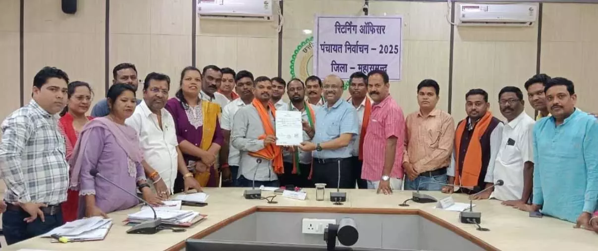 पिथौरा जनपद के नवनिर्वाचित जिला पंचायत सदस्यों को प्रदान किए गए प्रमाण पत्र पिथौरा जनपद के नवनिर्वाचित जिला पंचायत सदस्यों को प्रदान किए गए प्रमाण पत्र