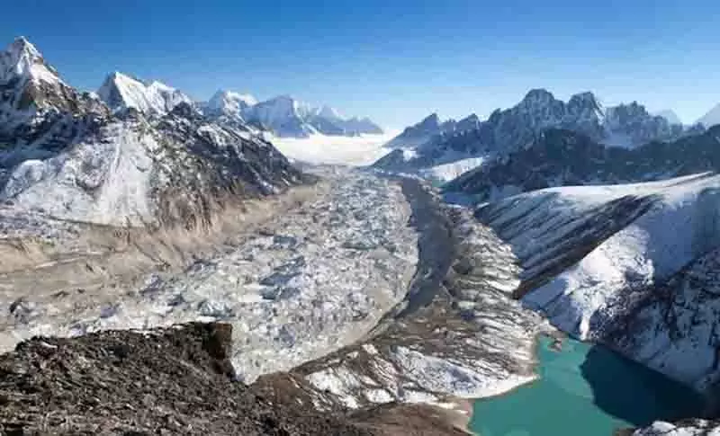 Kullu और लाहौल में ग्लेशियल झील के फटने का खतरा अधिक है Kullu और लाहौल में ग्लेशियल झील के फटने का खतरा अधिक है
